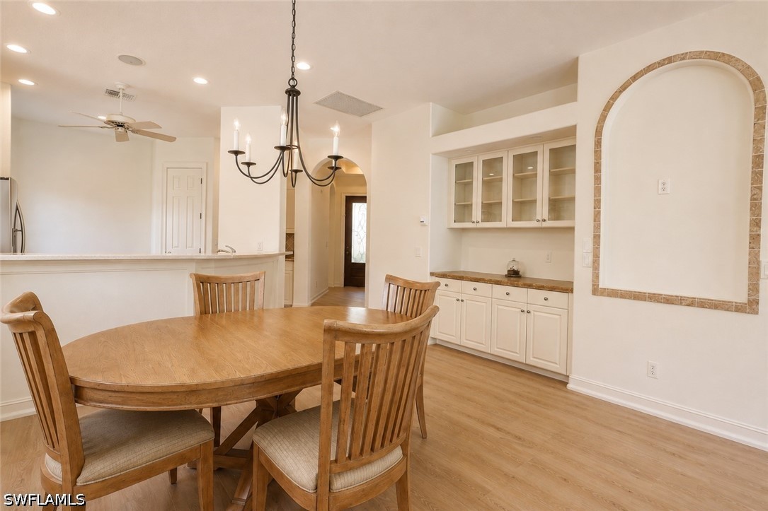 DiningArea