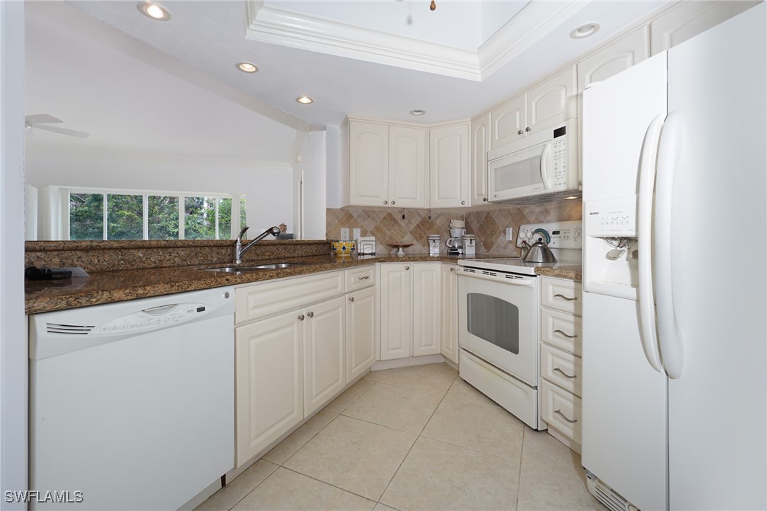 5895 Chanteclair Unit 118, Naples, FL 34108