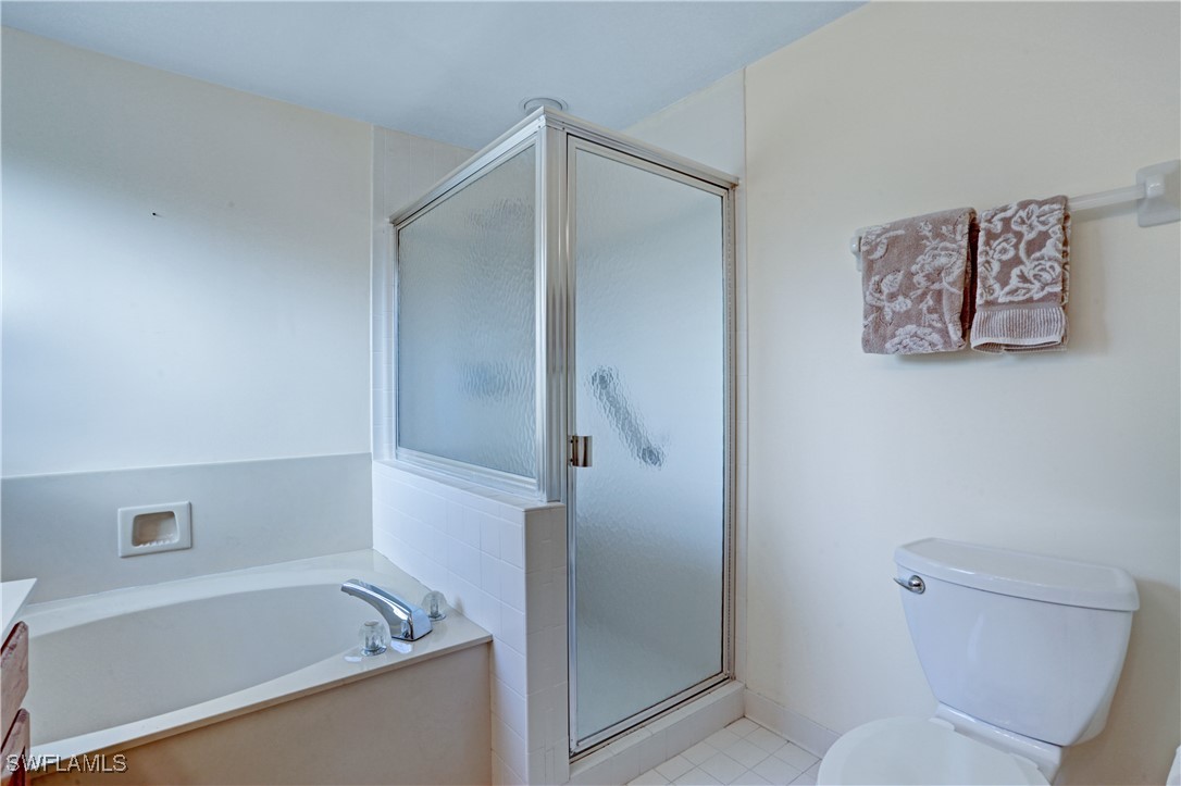 5895 Chanteclair Unit 118, Naples, FL 34108