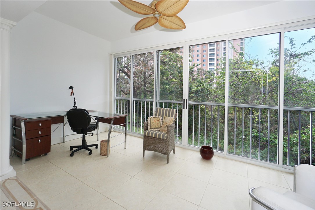 5895 Chanteclair Unit 118, Naples, FL 34108