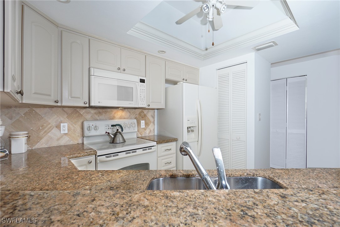 5895 Chanteclair Unit 118, Naples, FL 34108