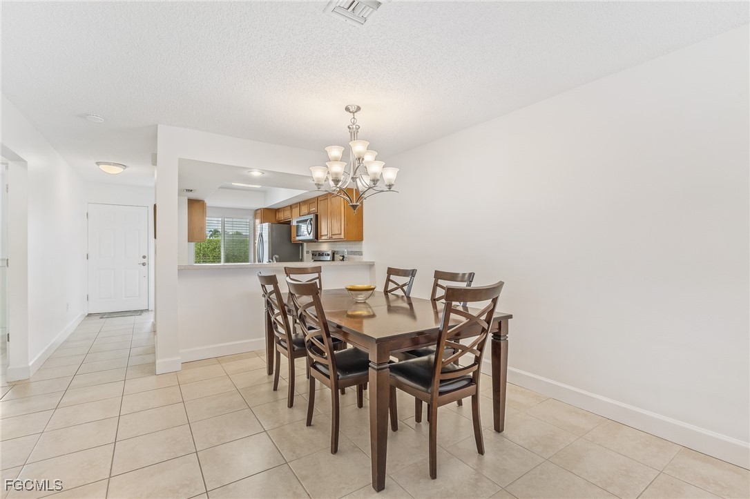 DiningArea
