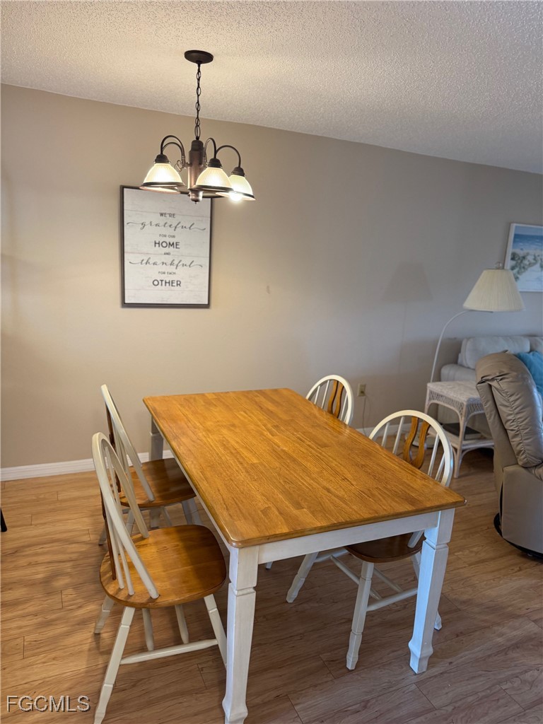 DiningArea