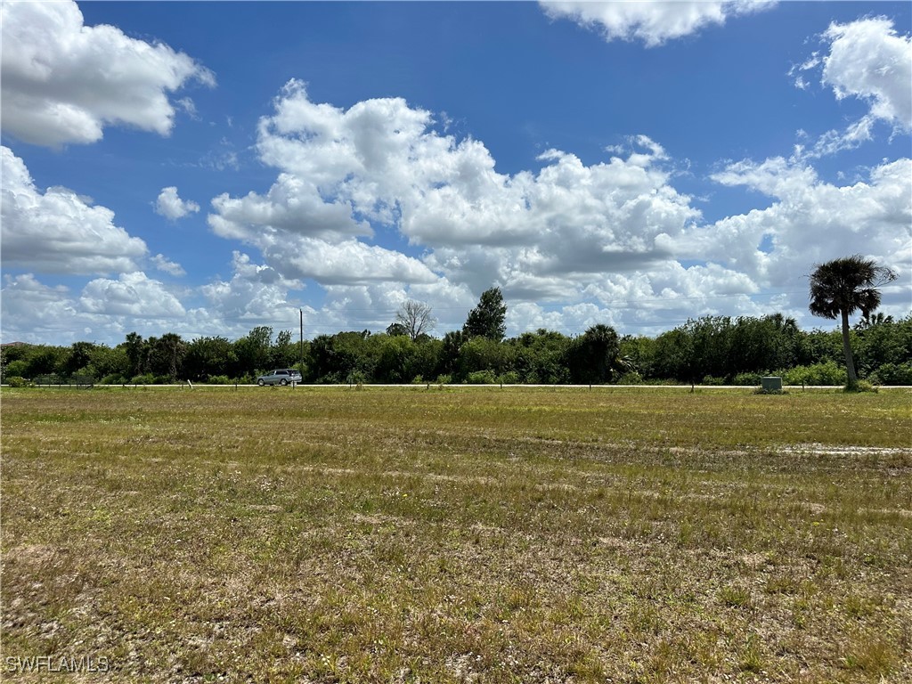 515 Shady Hollow, Naples, FL 34120