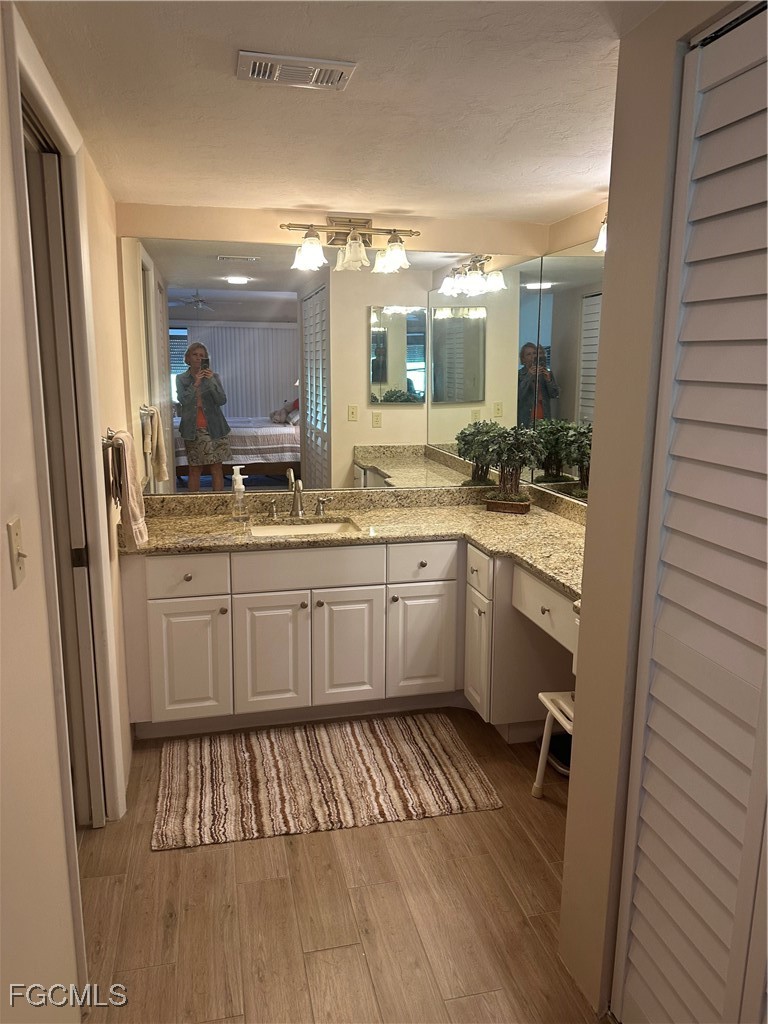 5770 Trailwinds Unit 211, Fort Myers, FL 33907