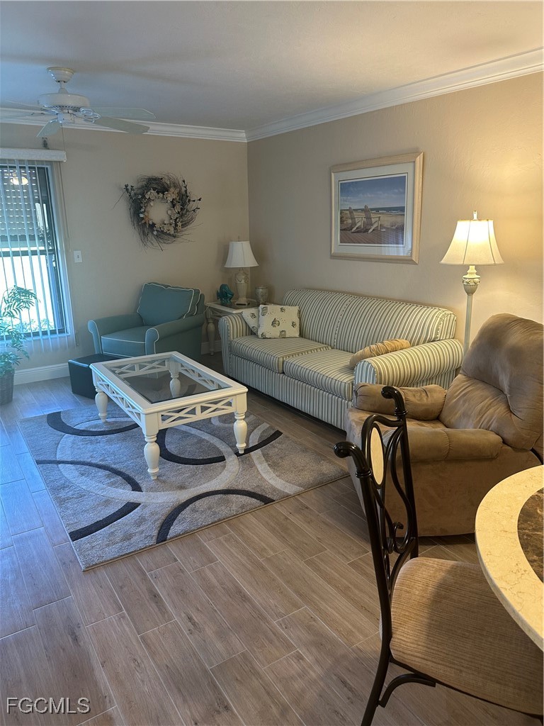 5770 Trailwinds Unit 211, Fort Myers, FL 33907