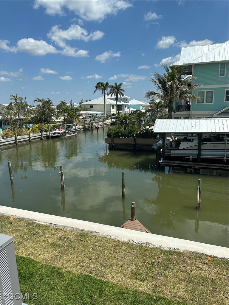 Dock