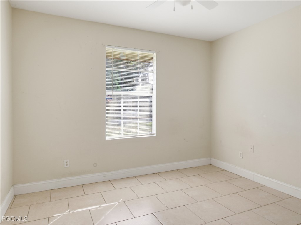 2802 2nd, Lehigh Acres, FL 33976