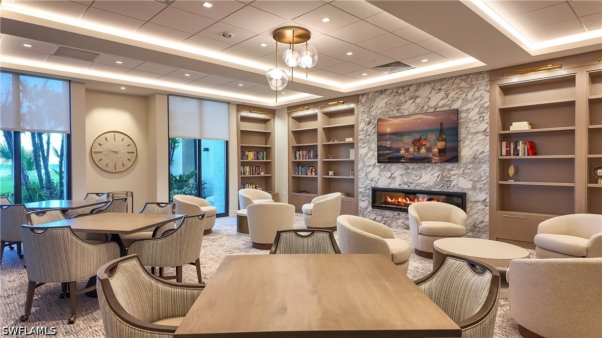 3115 Gulf Shore Unit 701s, Naples, FL 34103