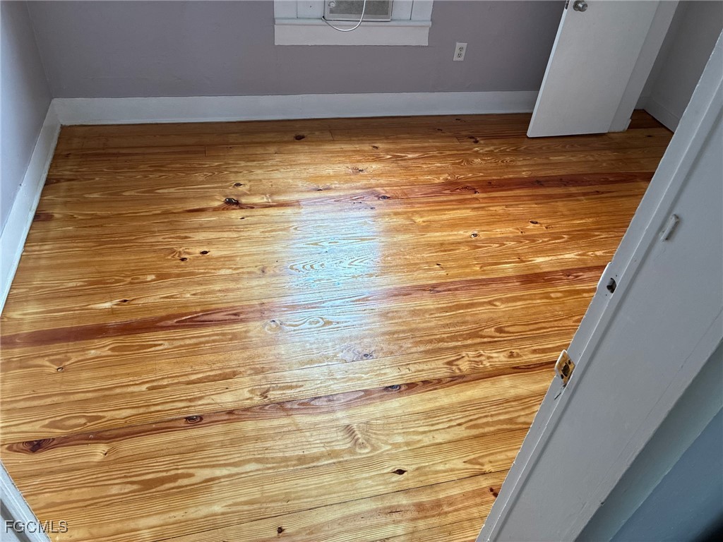 3207 Broadway, Fort Myers, FL 33901