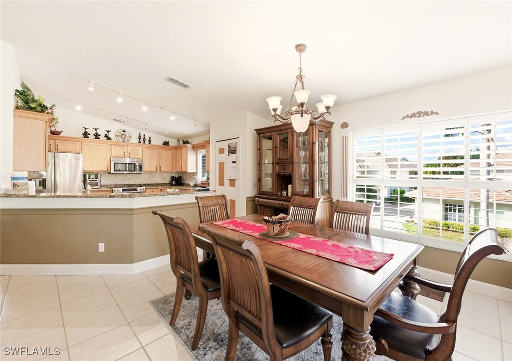 DiningArea