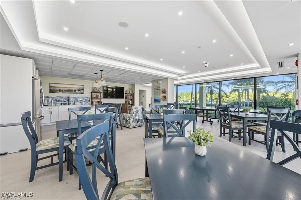 DiningArea
