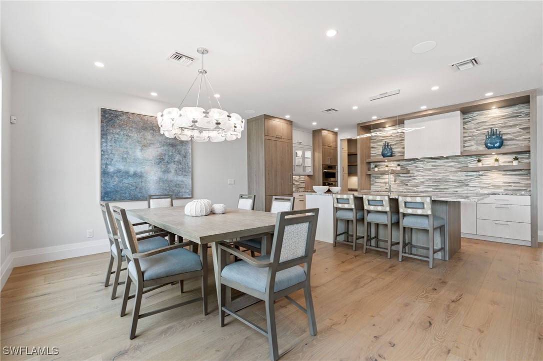 DiningArea