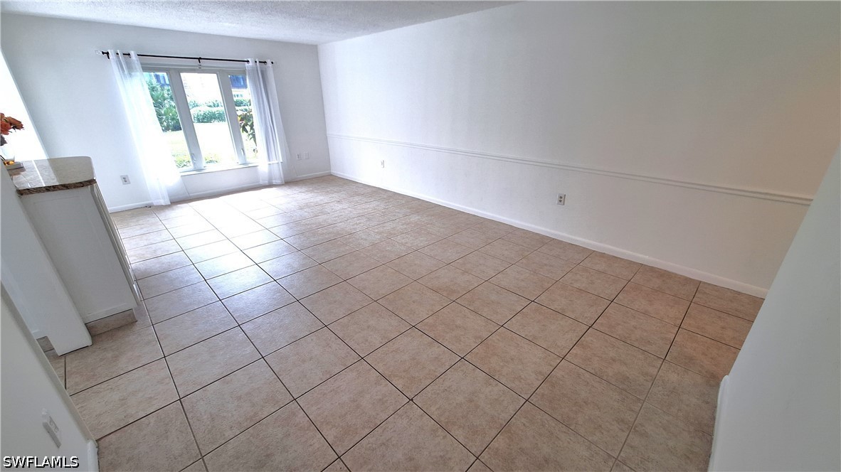 406 Meadowlark Unit 406a, Naples, FL 34105