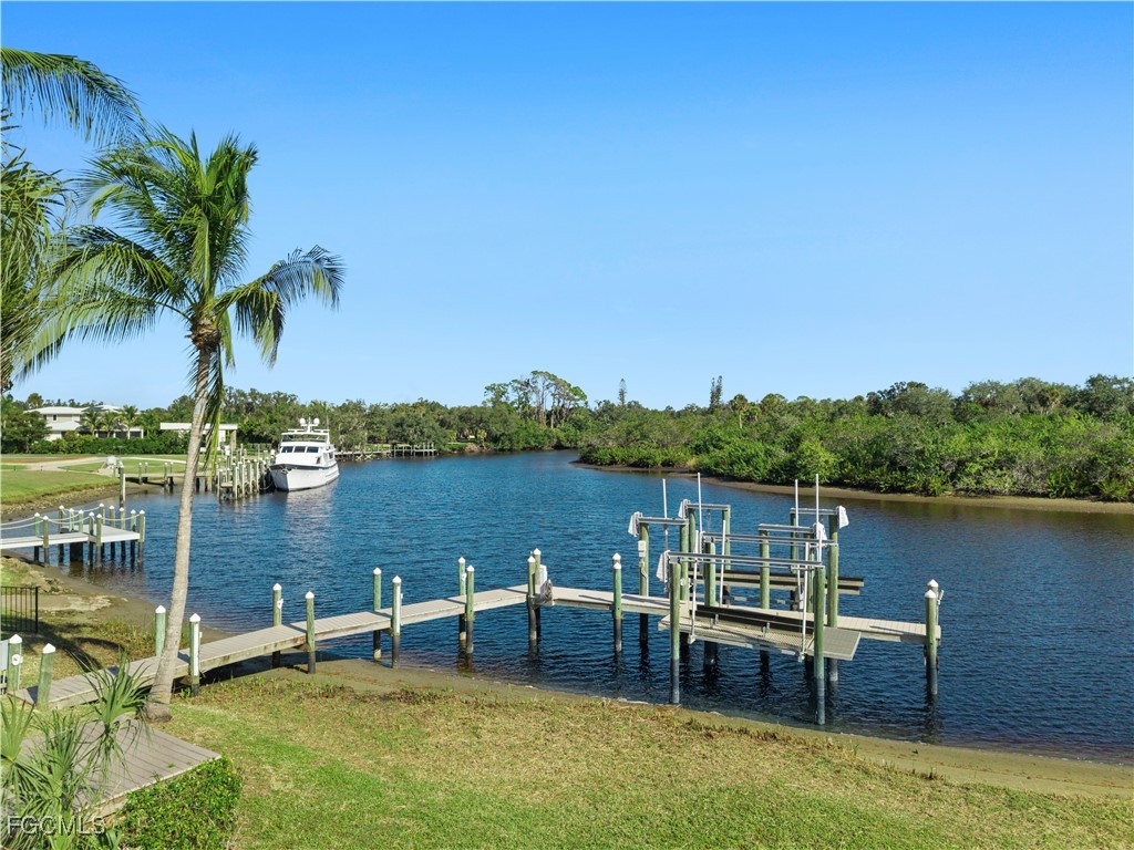 Dock