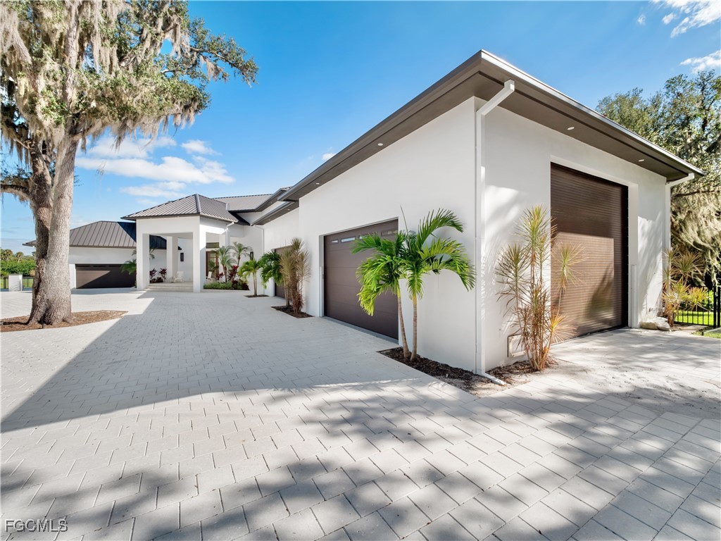 18090 Olga, Alva, FL 33920