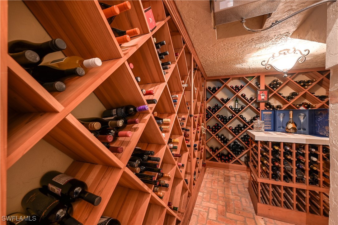 WineCellar