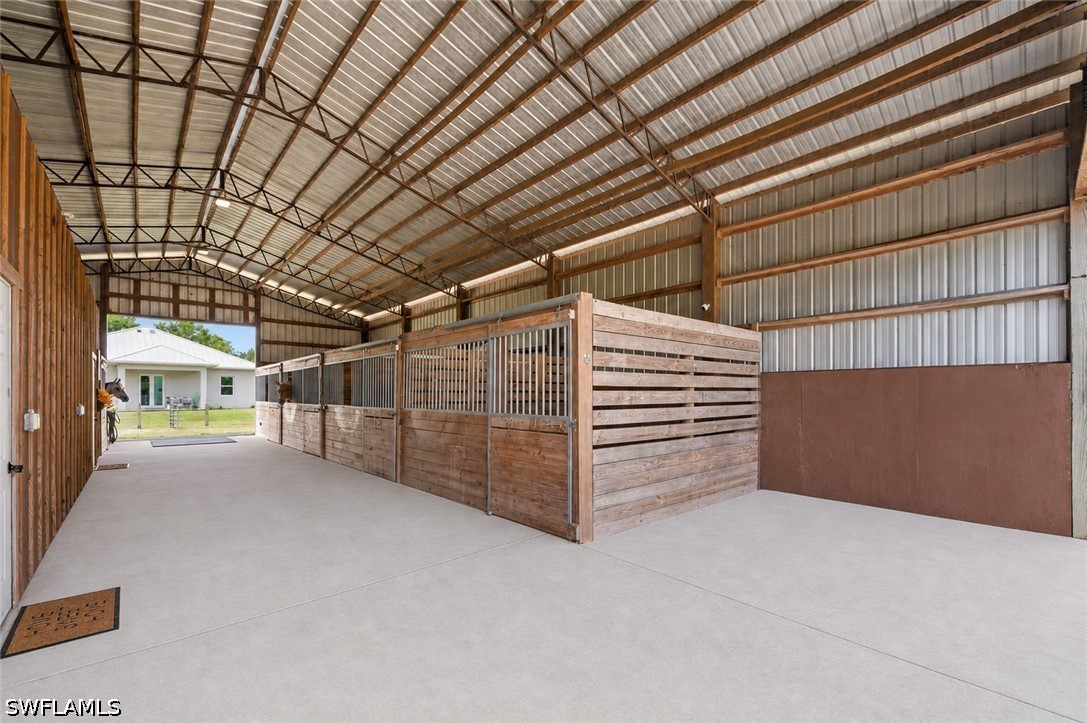 Barn