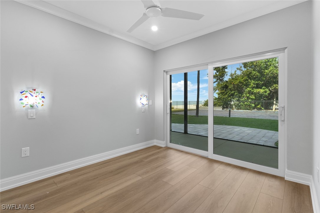 3399 Gulf Shore Unit 111, Naples, FL 34103