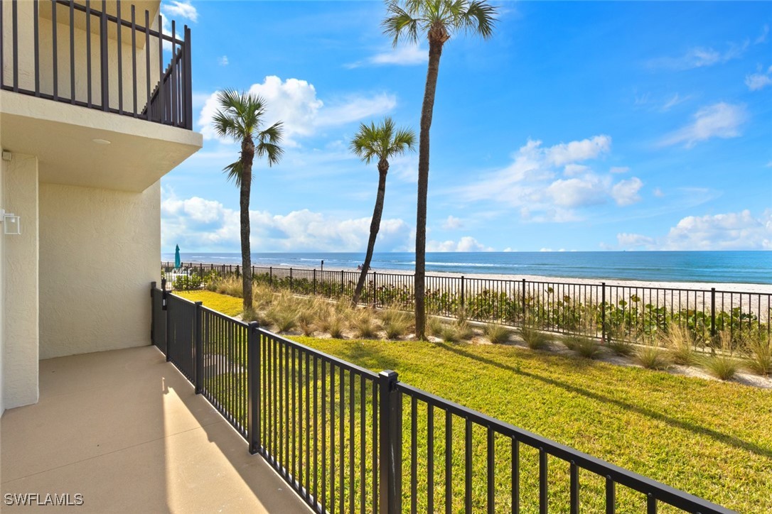 3399 Gulf Shore Unit 111, Naples, FL 34103