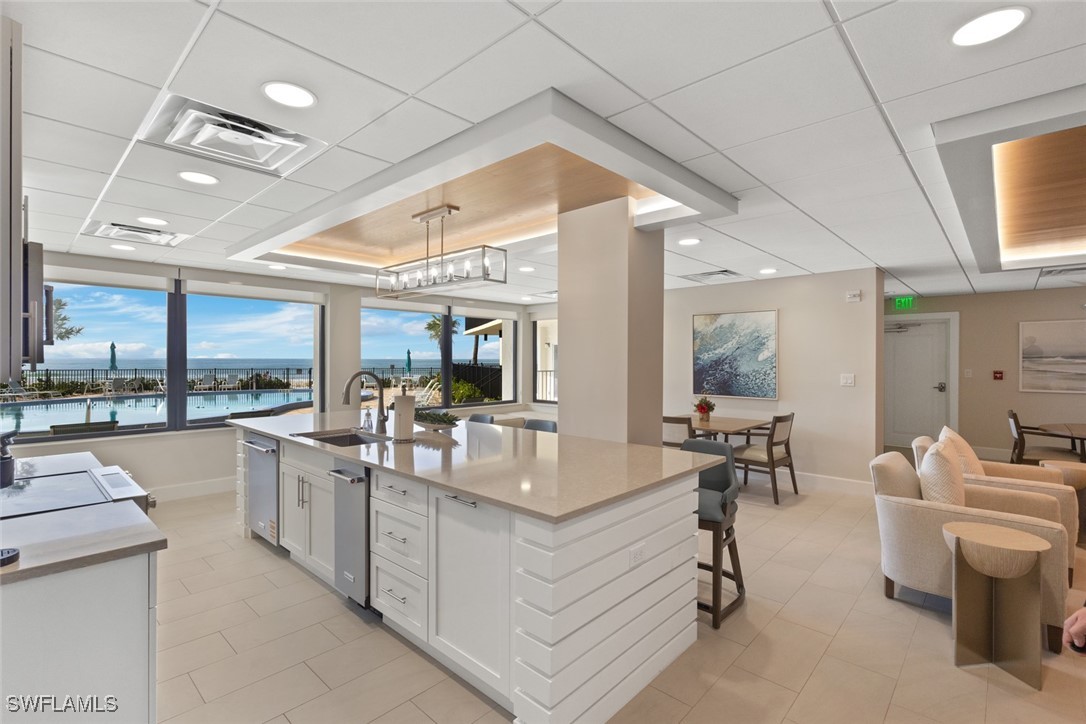 3399 Gulf Shore Unit 111, Naples, FL 34103