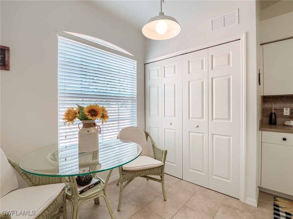 DiningArea