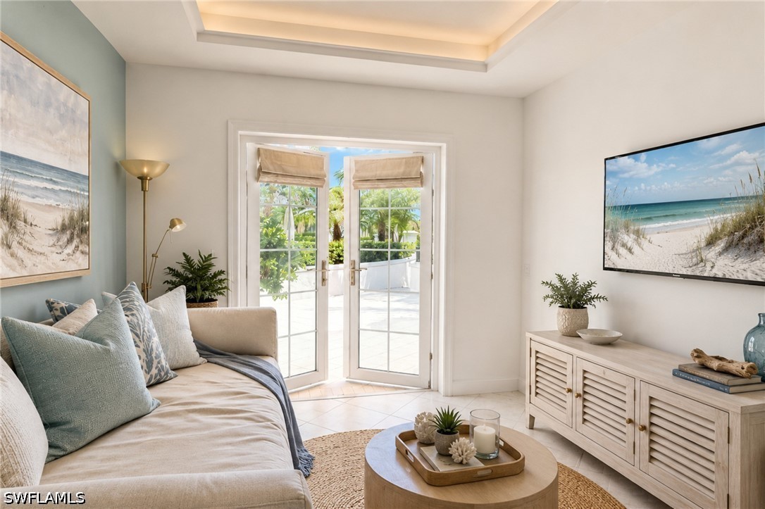 8473 Bay Colony Unit 701, Naples, FL 34108