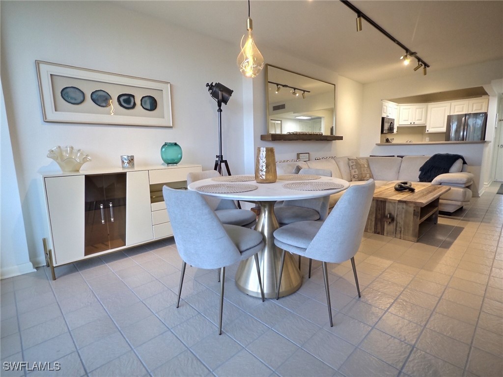 DiningArea