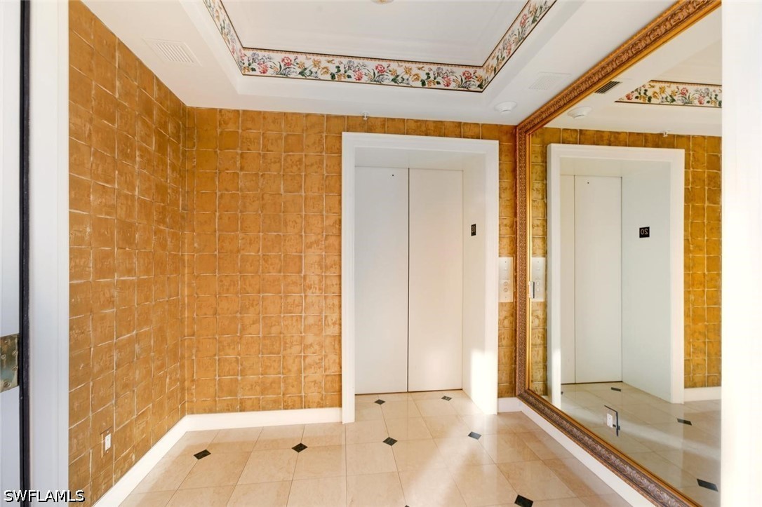 8665 Bay Colony Unit Ph 2003, Naples, FL 34108