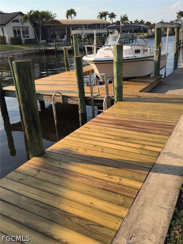 Dock