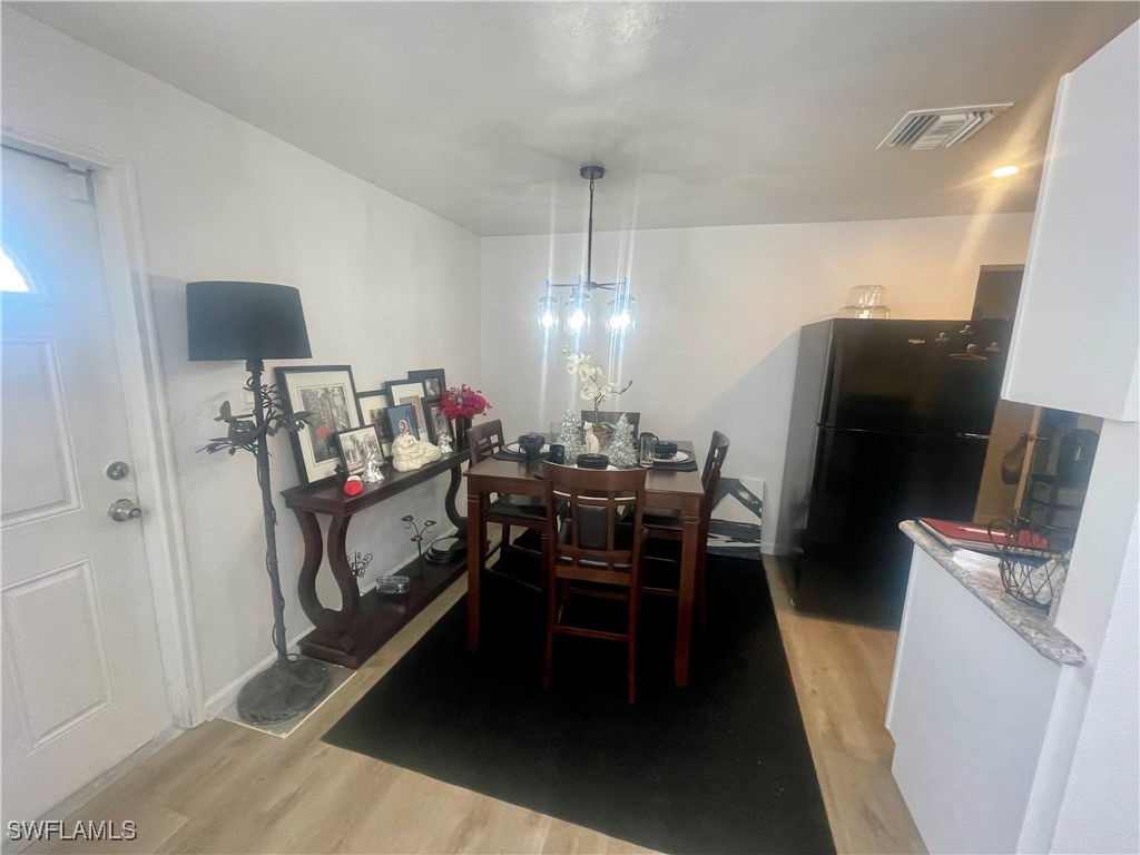 DiningArea