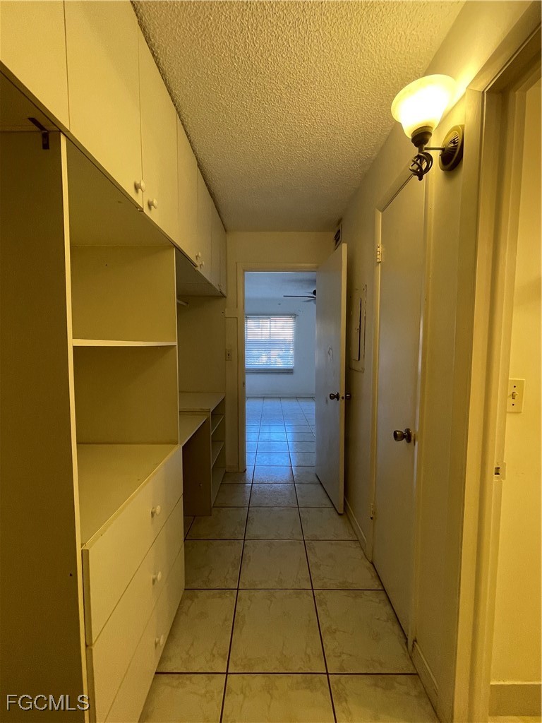 2366 Mall Unit 304, Fort Myers, FL 33901