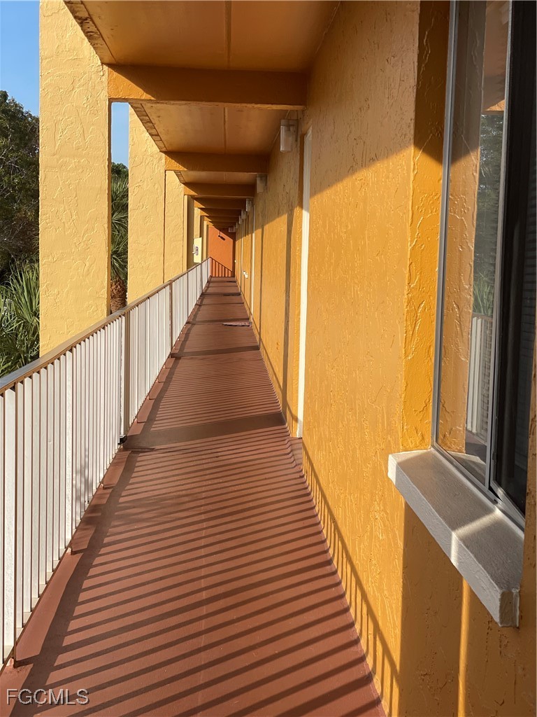 2366 Mall Unit 304, Fort Myers, FL 33901