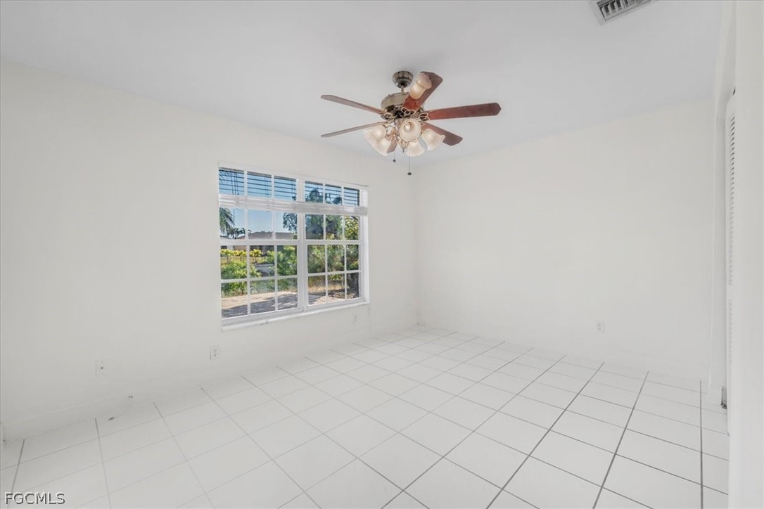 1302 4th, Cape Coral, FL 33909