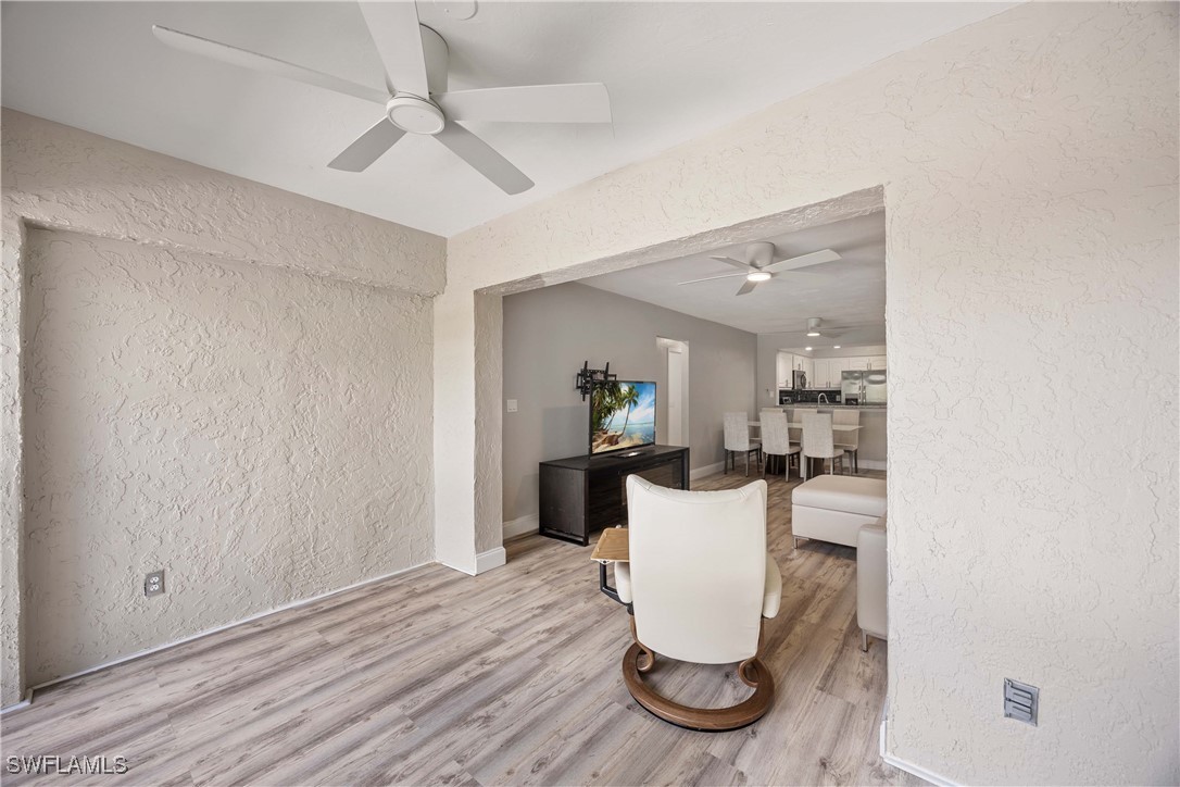 228 Fox Glen Unit 3310, Naples, FL 34104
