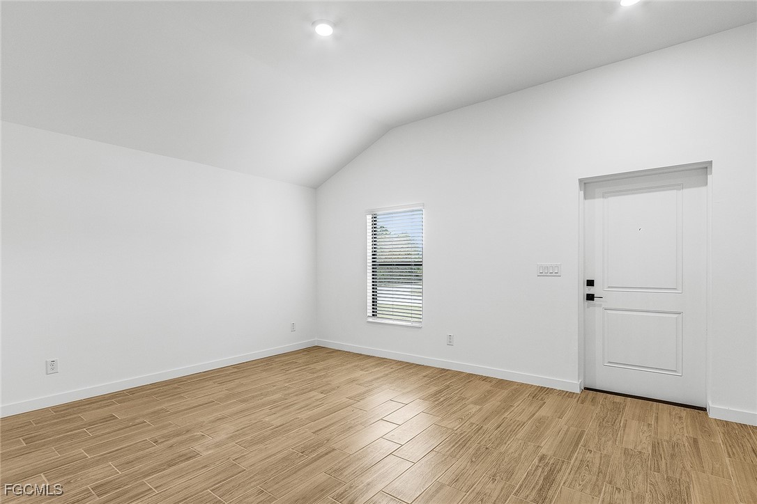 827 Rue Labeau, Fort Myers, FL 33913