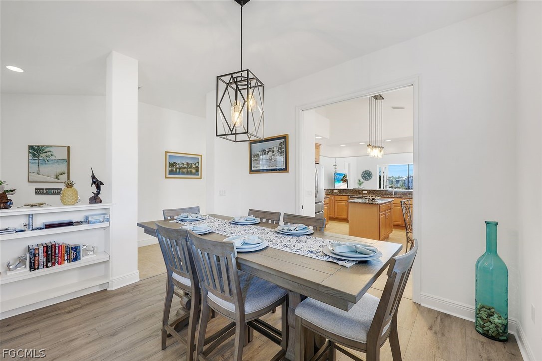 DiningArea
