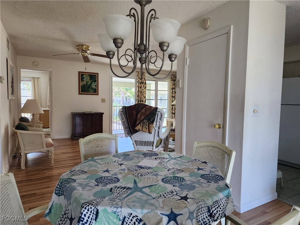 DiningArea