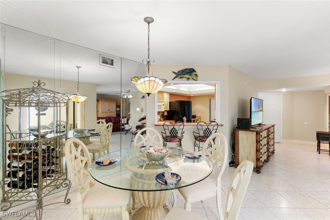 DiningArea