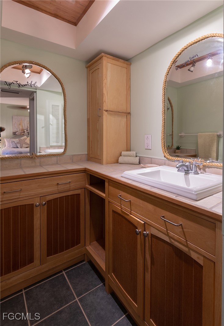 370 Townhouse Lane 61, Upper Captiva, FL 33924