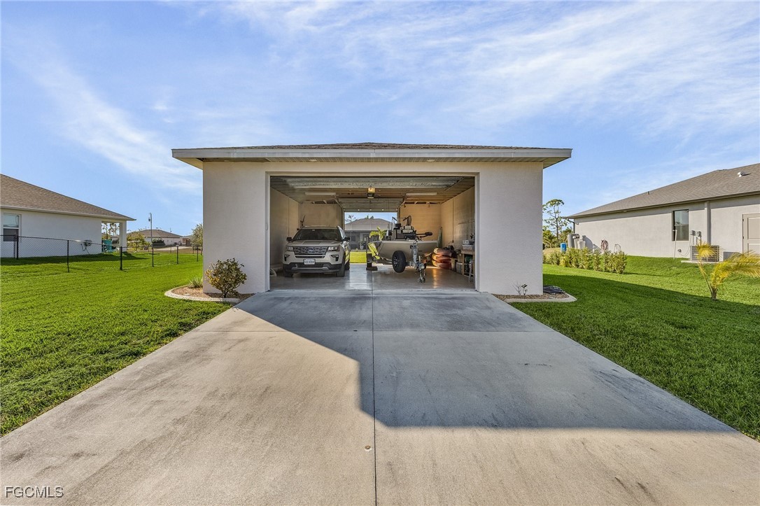 2525 19th, Cape Coral, FL 33993