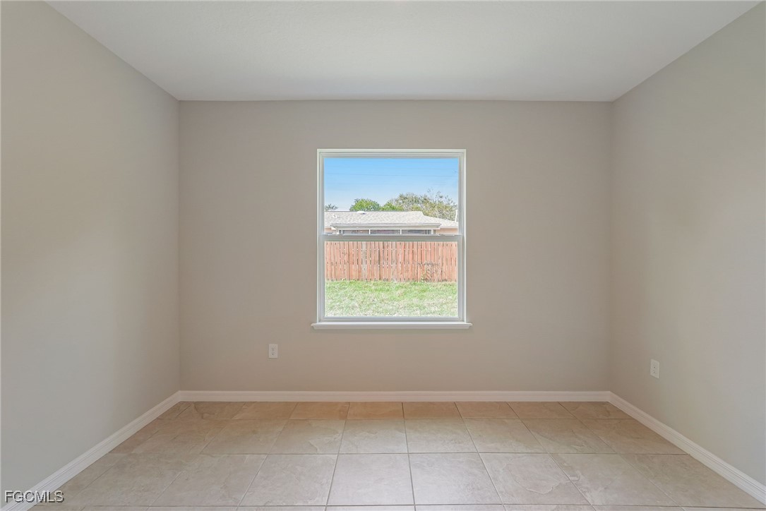 4012 10th, Lehigh Acres, FL 33976
