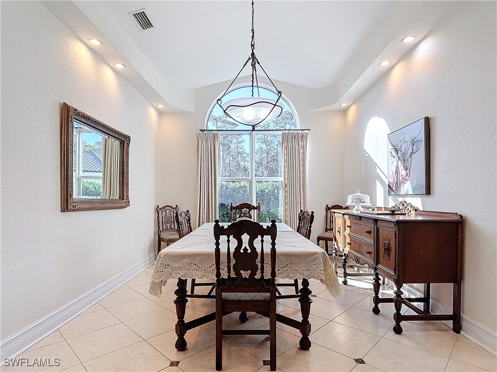 DiningArea