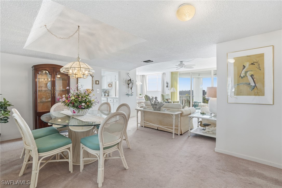 DiningArea