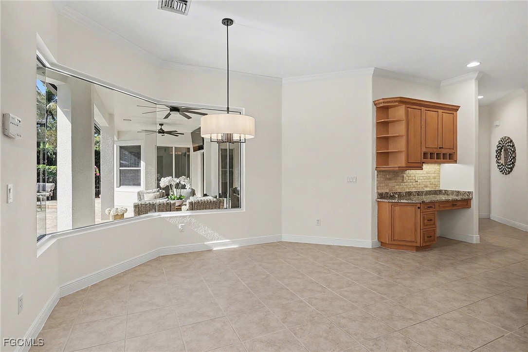 DiningArea