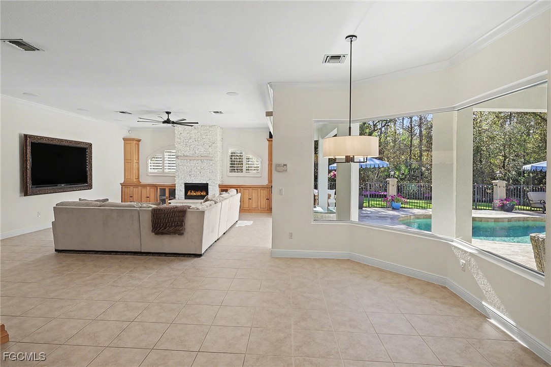 FamilyRoom