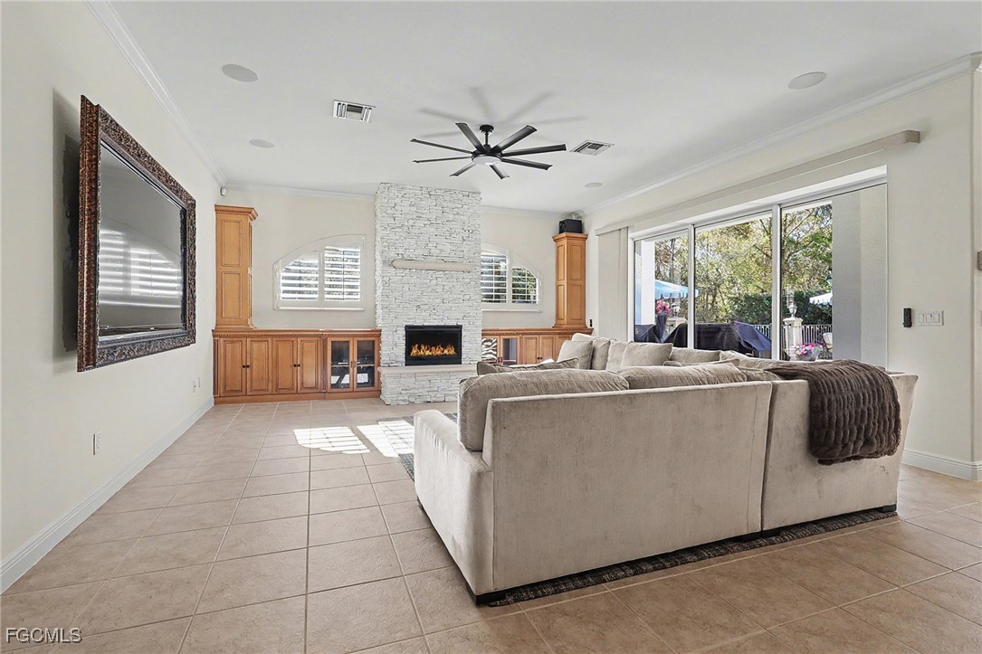 FamilyRoom