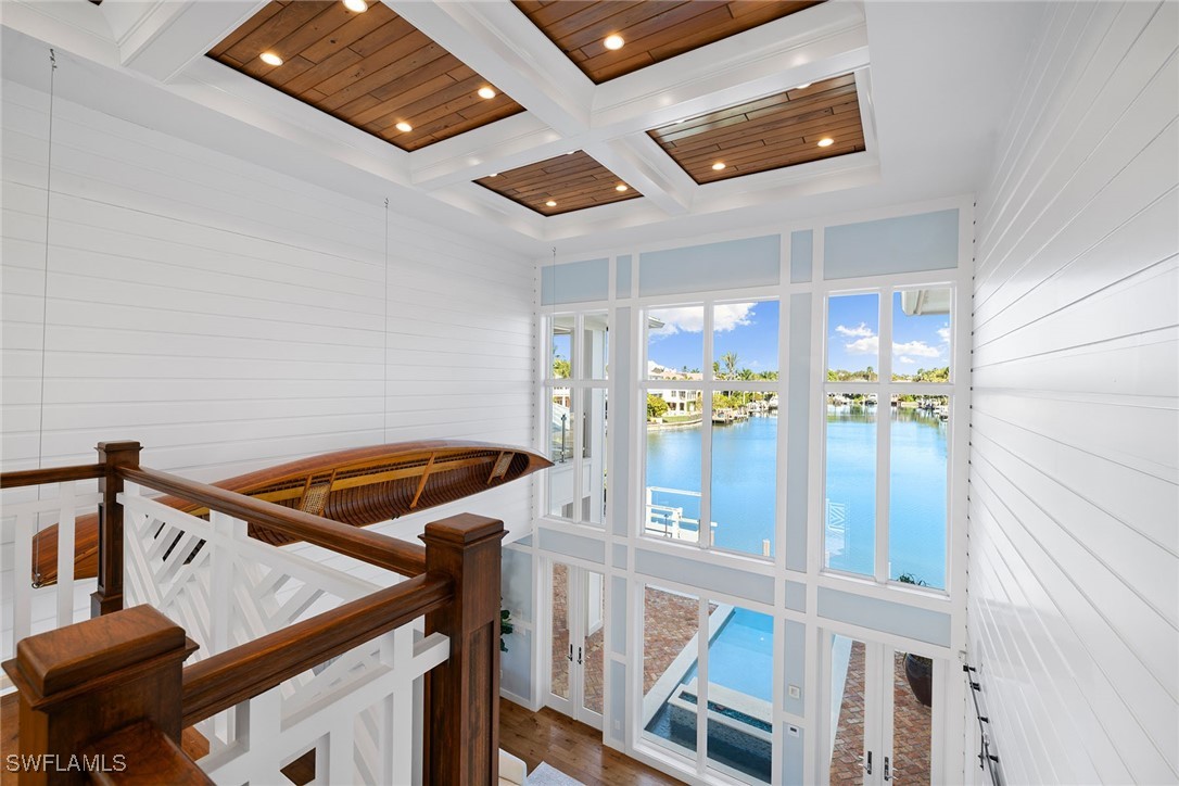 481 21st, Naples, FL 34102