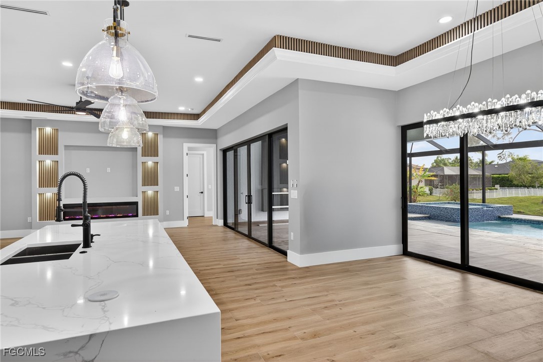 DiningArea