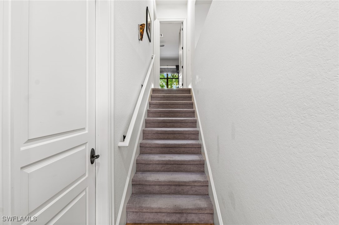 2755 Lantern, Naples, FL 34102